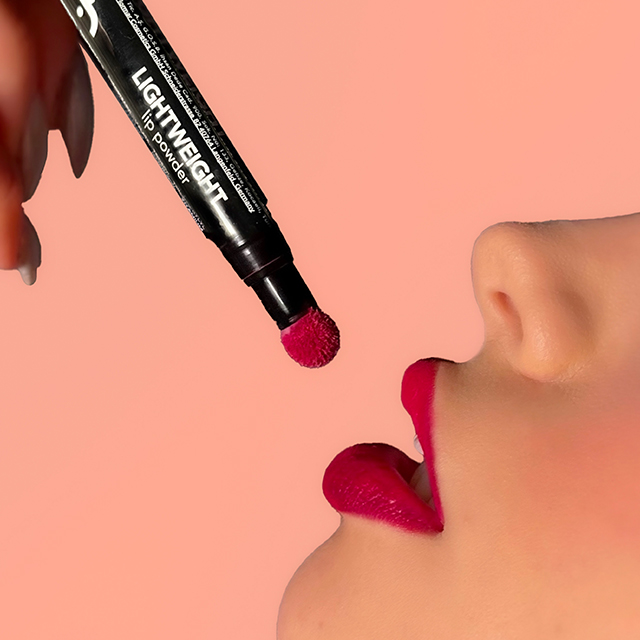 Lightweight Lip Powder